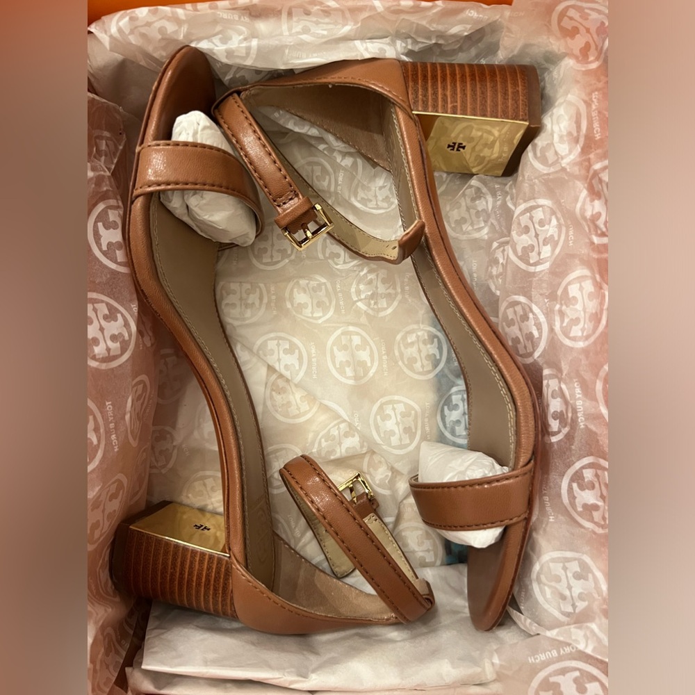 Tory Burch Cecile sandals-kid leather, size 9, color peanut butter 219, 55 MM